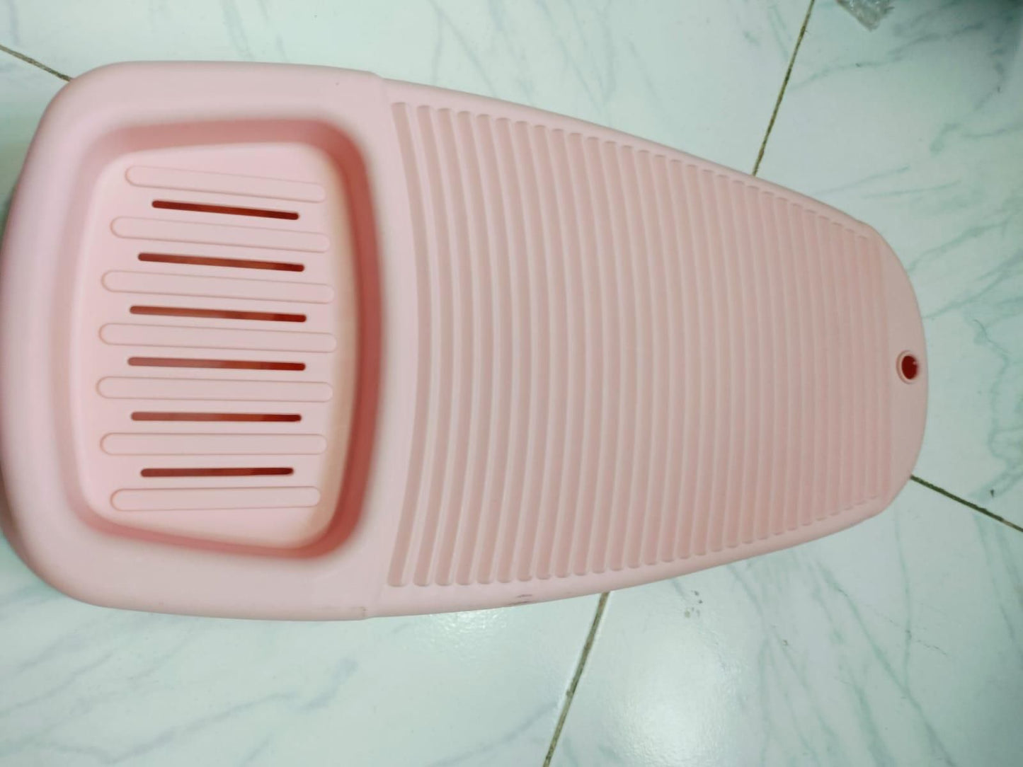 Anti Slip Washboard with Soap Storage